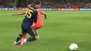 Sergio Ramos bukan cuma keras, tapi juga kelas.