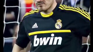 Pertandingan antara Real Madrid dan Bayern Munchen di Semifinal Liga Champions UEFA 2011/2012