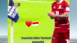 Verdonk nggak menonjol? Eitss, baca peran barunya dulu! 😉⚽️