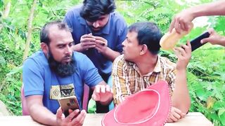 বন্ধুদের সাথে আড্ডা দিচ্ছিলাম পরেরটা ইতিহাস.