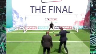 Definisi "Rencana tak seindah kenyataan" di lapangan hijau 🤣⚽