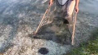 ​"She Placed Her Net Here... Look What Happened Next!"