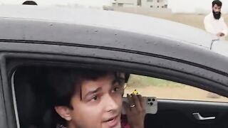 3 Second Ka Head Start I Swift vs Stonic Drag Race #pakwheels.mp