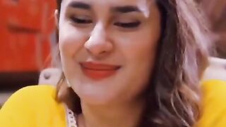 Kubra Khan status