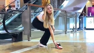 Where are you looking????? #shorts #tiktok #xoteam #dance #tiktoktrend