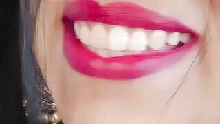 Beautiful girl lips ???? follow me