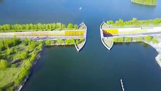 Top_10_Unbelievable_Bridges_in_The_World