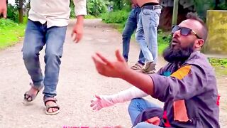 FUN 😂 ভিক্ষুক সেজে ভিক্ষা করলাম, শেষটা অবাক করবে! #Shorts