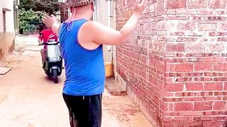 বাইক নিয়ে যাচ্ছিলাম পথে হলো বিপত্তি.