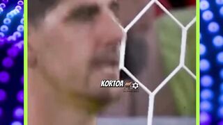 sisi lain courtois