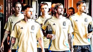 Negara Paling Rasis? Tapi Publik Argentina Justru Memuja Pemain Ini! 😱⚽