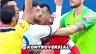 Insiden Kartu Merah Paling Kontroversial dalam sepak bola.