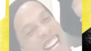 Dari senyum ikonik Ronaldinho