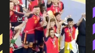 Momen Rodri & Spanyol Menangkan Hati Dunia