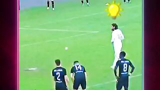 Pemain Ini Memiliki Trik Cerdik Saat Penalti 🧠