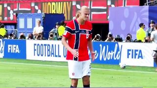 Haaland’s bulldozer-like power 😄
