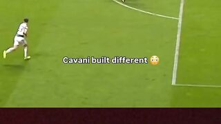 Kalau menurutmu ini gol biasa, coba lihat lagi. 👀⚽️