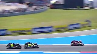 Wheel-to-Wheel Madness! Intense MotoGP Pack Battle 🏁🔥