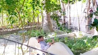 Tangisan anak yatim