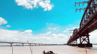 হার্ডেন ব্রিজ এবং পারমানবিক বিদুৎ কেন্দ্র।