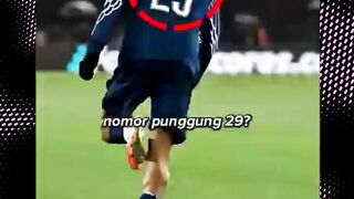 Ternyata ini alasan Bradley Barcola setia dengan nomor 29! 🤯⚽️