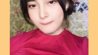 cewe kaya gini ada dimana ya