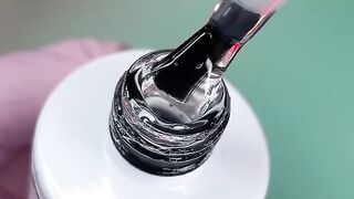Elegant nails