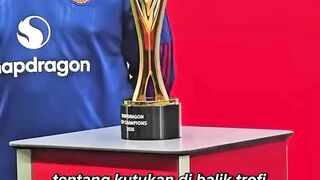 king mu menang trophy kutukan itu lagi