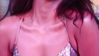 kiara advani & Varun dhawan super hot sexy scenes and kiara enjoying sex with varun nice video must watch.