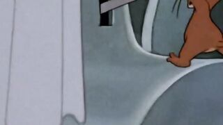 Tom & Jerry Hilarious Chase Scene | Classic Cartoon Moments