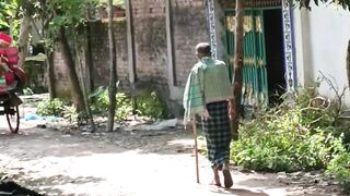 বার্ধক্যের কোনো ঔষধ নেই।
