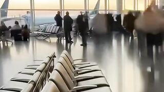 Votre smartphone remplace votre carte d_identité à l_aéroport _FranceIdentité _Aéroport _Voyage