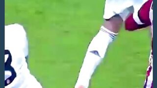 Pertandingan terkotor di sepak bola 2