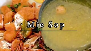 RESEP MIE SOP AYAM MEDAN 🍜 Kuah Rempahnya Segar & Bikin Nagih!