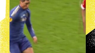 Sekali Torres lewati bek