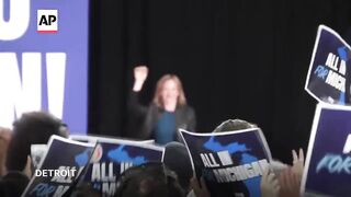 Democrats try to present a united front in Michigan after bitter primary