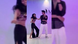 Indian Girl Divisha Kushwaha Dance 2