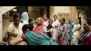 पानी भरने की लाइन में हुआ लफड़ा | Haseena Parkar | Shraddha Kapoor, Siddhanth Kapoor