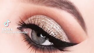 Glamours Eyes Makeover 21