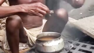 🔥 The Secret Is His HARD WORK: 80-Year-Old Grandpa’s Tawa Kebab #indianfood #streetfood