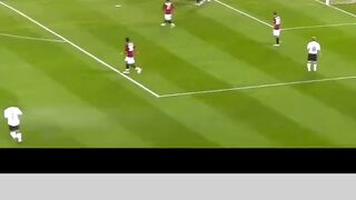 Fisika kayaknya menyerah sama lompatan CR7