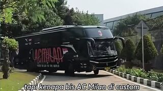 Beda Nasib Bus AC Milan vs Chelsea di Jakarta! 🚌⚽