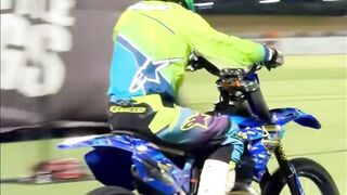 Super cross freestyle