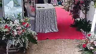 Persiapan menunggu calon besan