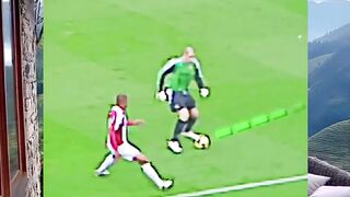 Alasan Sang Kiper Memilih Memberi Corner Kick Dibanding Throw-In ⁉️🧤⚽