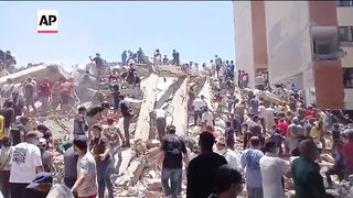 At least 111 people killed after 7.4 magnitude earthquake hits Colombia