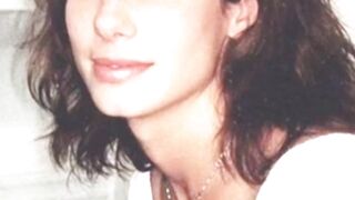 Sandra Bullock Embraces The 90s Nostalgia Outfit