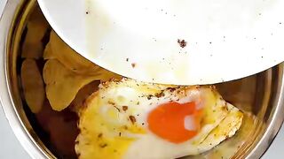 Cuma Modal Keripik Kentang & Udang! Olahan Telur Khas Spanyol Super Enak 🤤