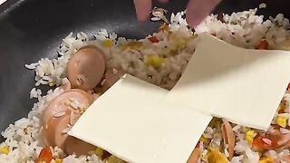 Resep Nasi Goreng Terkeju-Keju! Gurih, Wangi Terasi & Melted Kejunya Nagih Banget 🧀🍳