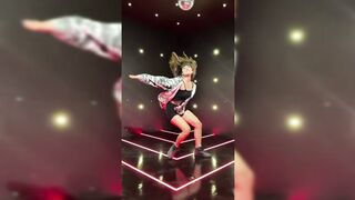 Indian Girl Noorin Sha Dance 26